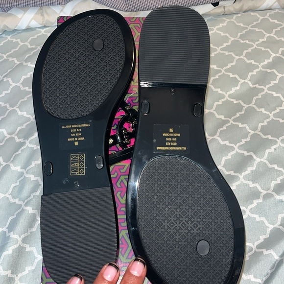 Tory Burch
Women's Mini Miller Sandals size 9 Black - Picture 4 of 5